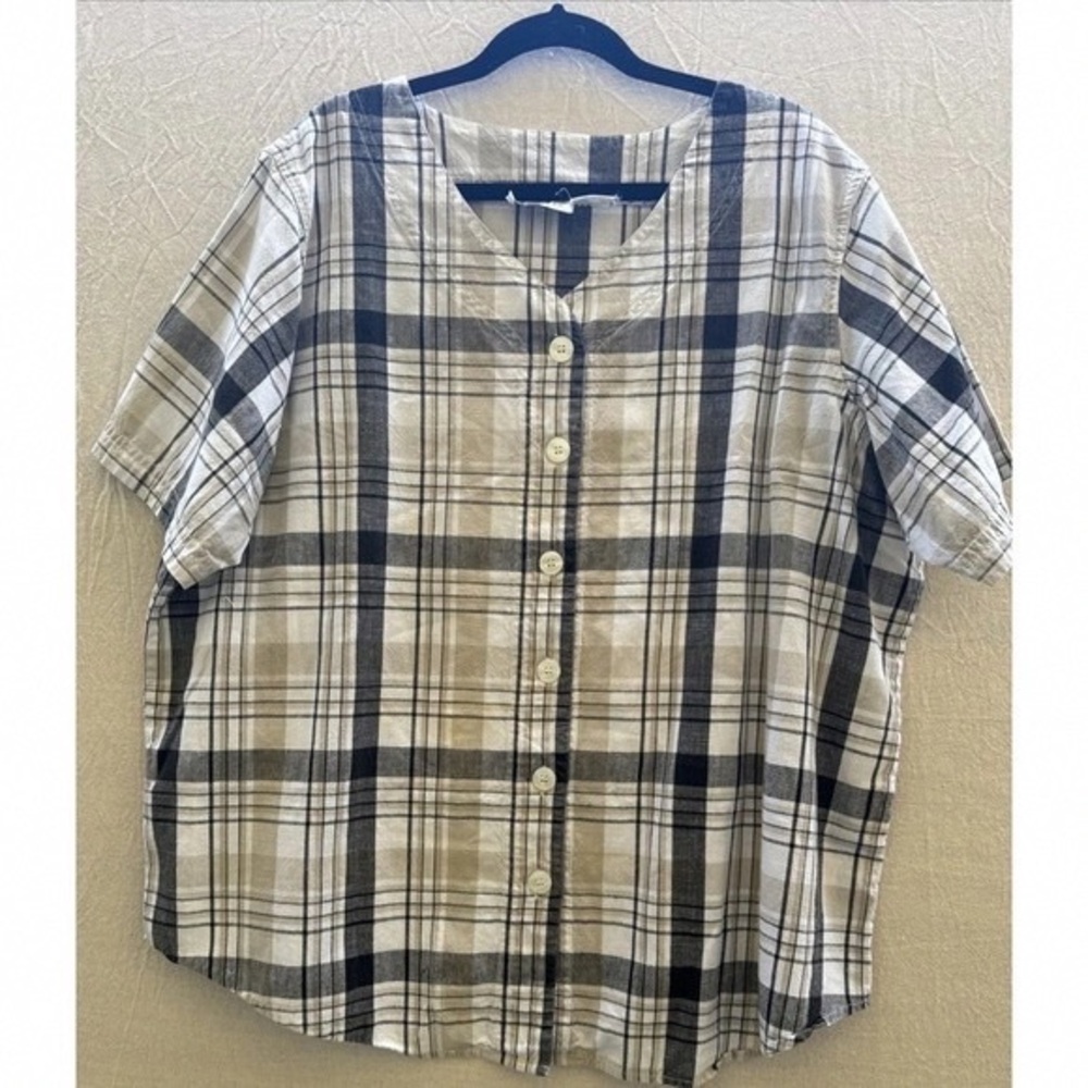 Plaid Button-Up Shirt